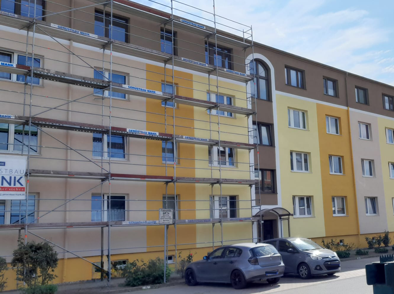 Gerüstbau Mank - Bützow - Fassadensanierung Mehrfamilienhaus 