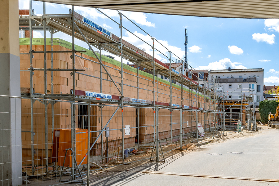  Gerüstbau Mank - Güstrow - Traggerüst und Arbeitsgerüst Einkaufsmarkt 