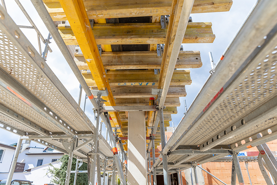  Gerüstbau Mank - Güstrow - Traggerüst und Arbeitsgerüst Einkaufsmarkt 