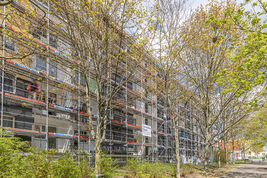  Gerüstbau Mank - Güstrow - Fassadengerüst Platanenstr. 