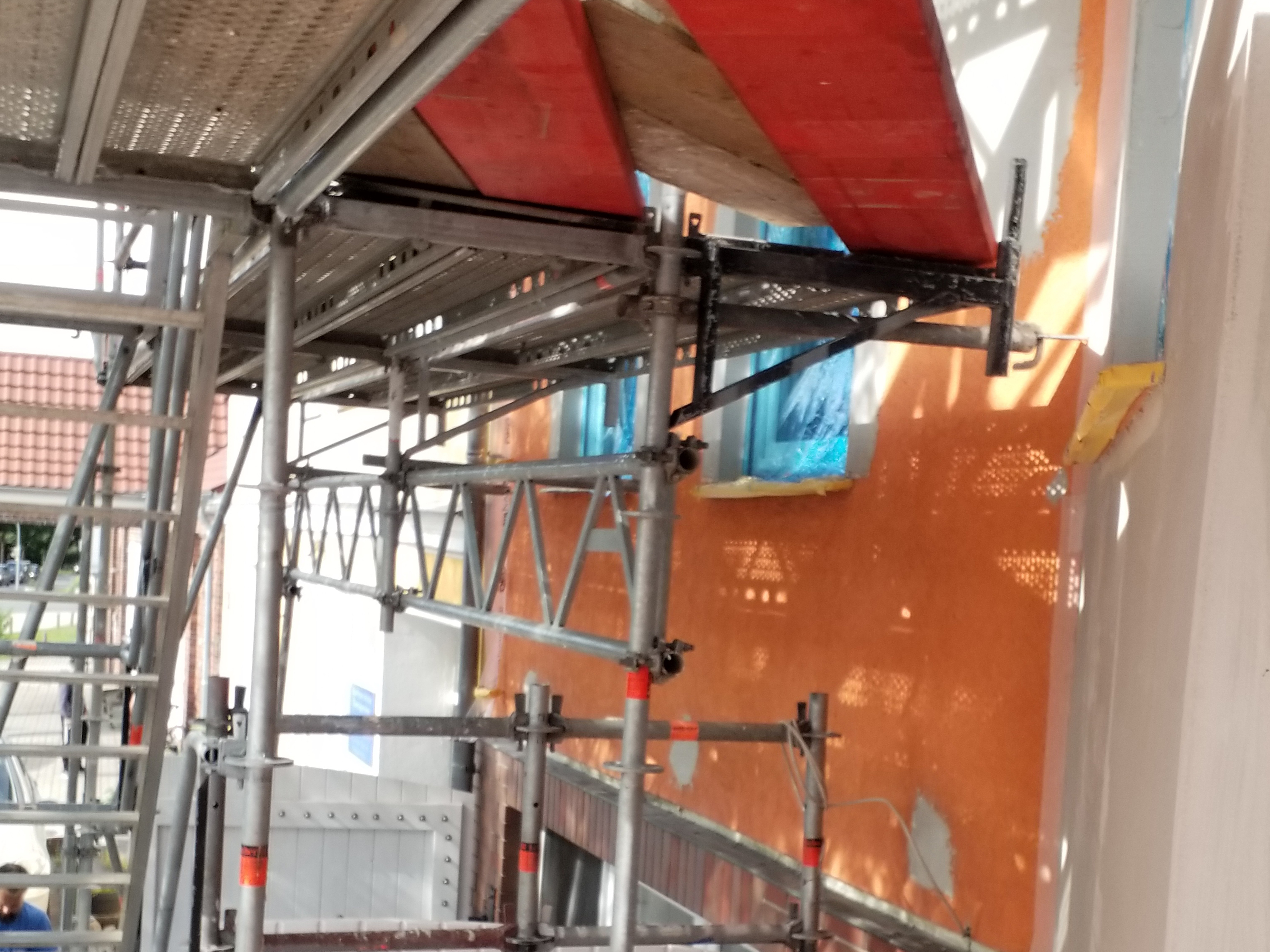 Gerüstbau Mank - Güstrow - Wohn- und Gewerbehaus 