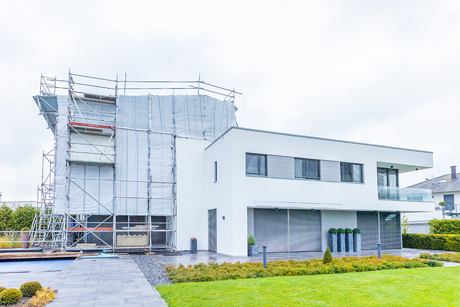  Gerüstbau Mank - Rostock - Gerüst mit Wetterschutzdach für Umbau EFH 
