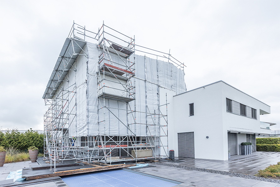  Gerüstbau Mank - Rostock - Gerüst mit Wetterschutzdach für Umbau EFH 