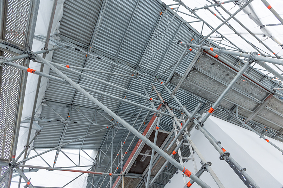  Gerüstbau Mank - Rostock - Gerüst mit Wetterschutzdach für Umbau EFH 