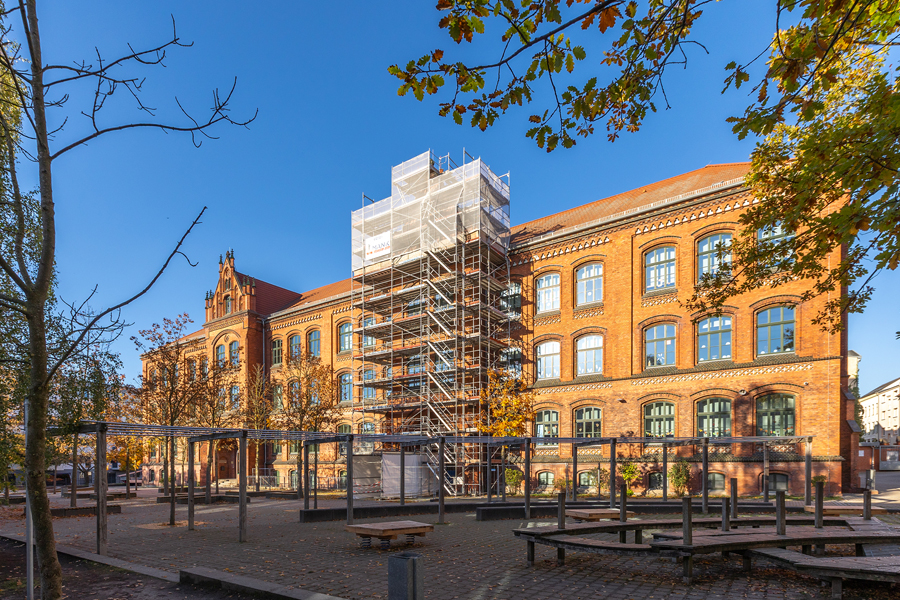 Gerüstbau Mank - Rostock - Fassadengerüst und Schutzgerüst - St.-Georg-Straße