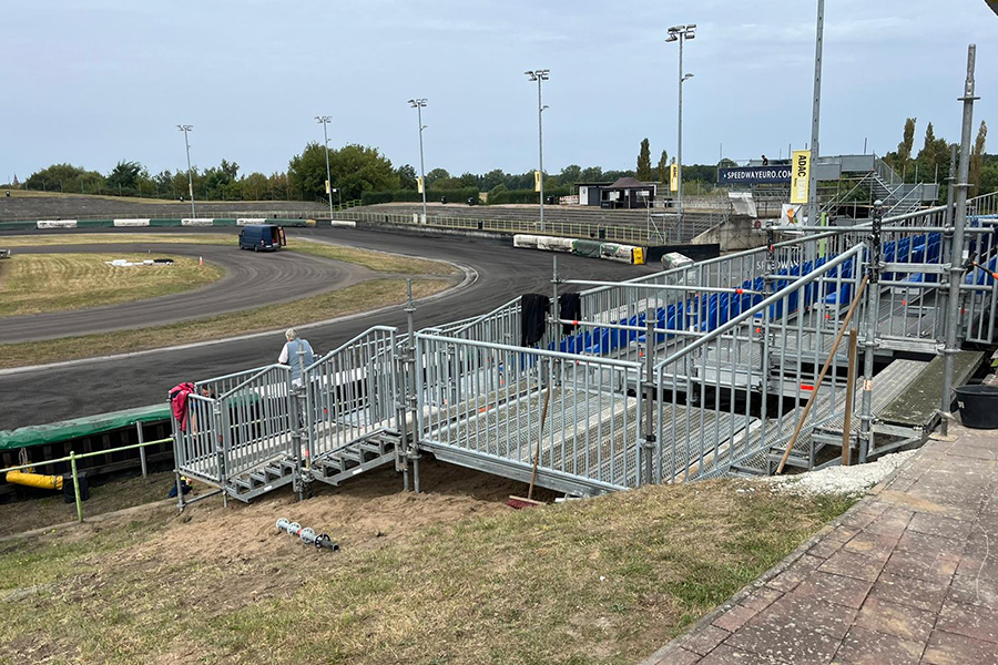 Gerüstbau Mank - Güstrow - Tribühne