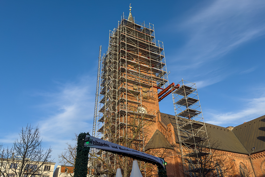 Gerüstbau Mank - Warnemünde - Arbeitsgerüst - Kirchplatz