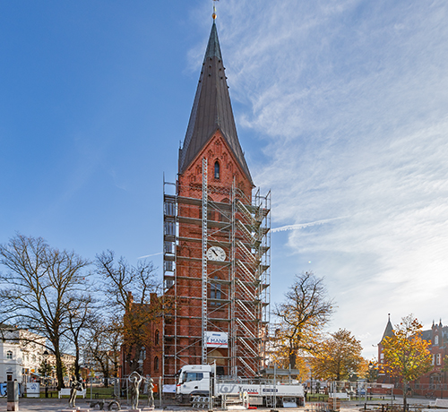 Gerüstbau Mank - Warnemünde - Arbeitsgerüst - Kirchplatz