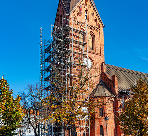 Gerüstbau Mank - Warnemünde - Arbeitsgerüst - Kirchplatz