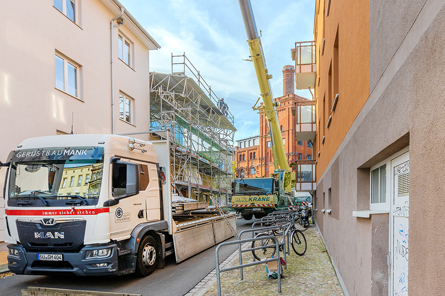 Gerüstbau Mank - Rostock - Wetterschutzdach - Friedrich-Straße