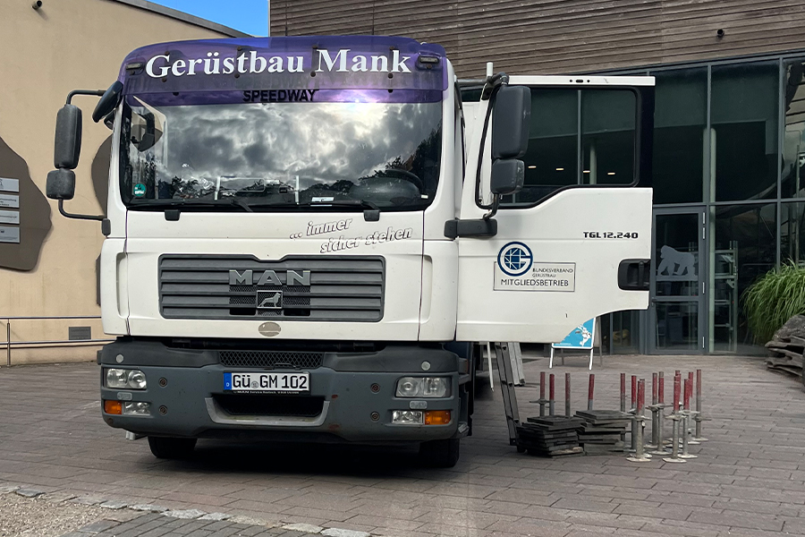 Gerüstbau Mank - Rostock - Fassadengerüst und Schutzgerüst - Darwineum