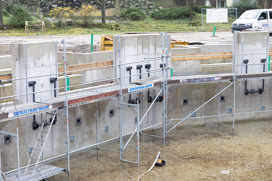 Gerüstbau Mank - Rostock - Arbeitsgerüst - Robbenbecken